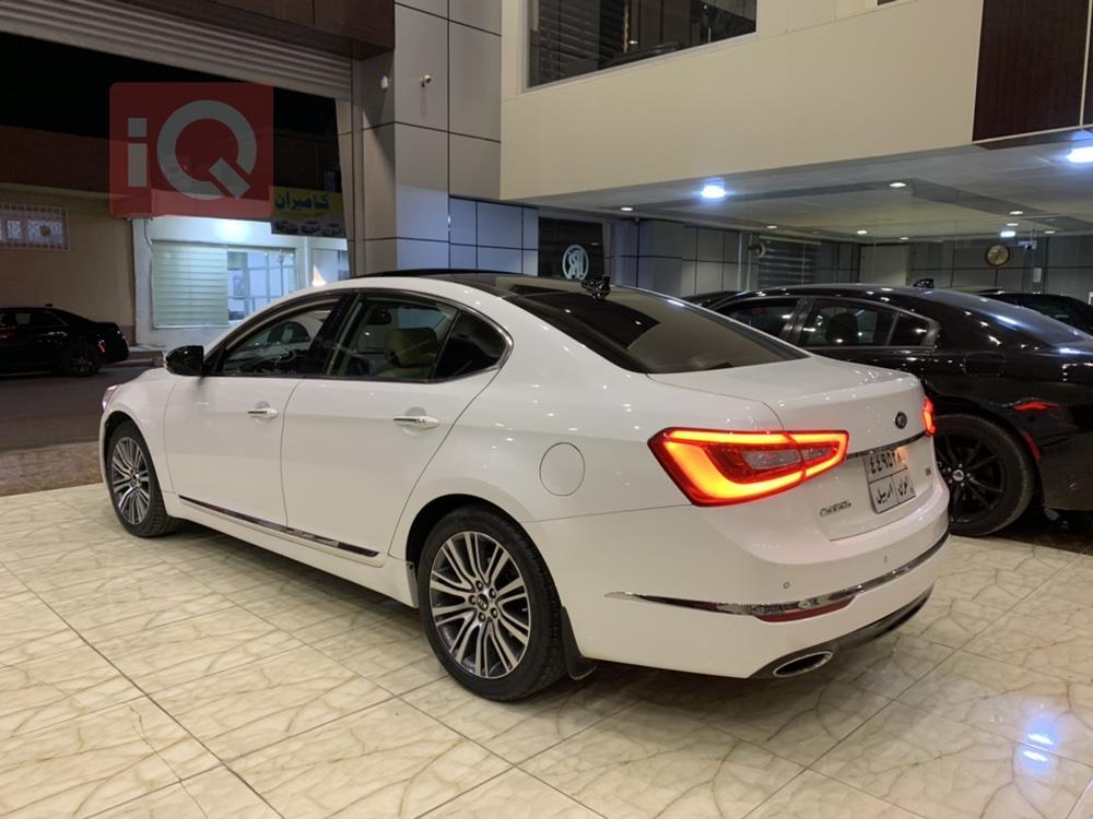 Kia Cadenza